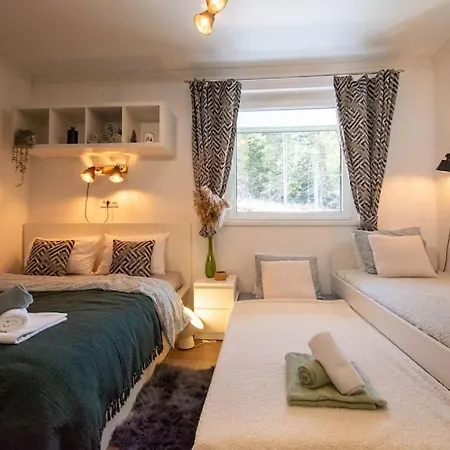 Bella - Suncana Dolina *